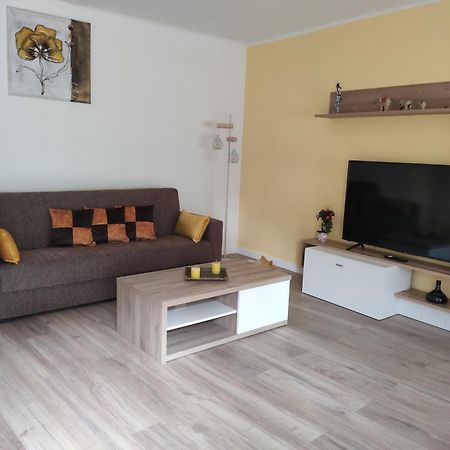 Apartamento Confort II La Seu d'Urgell Bagian luar foto