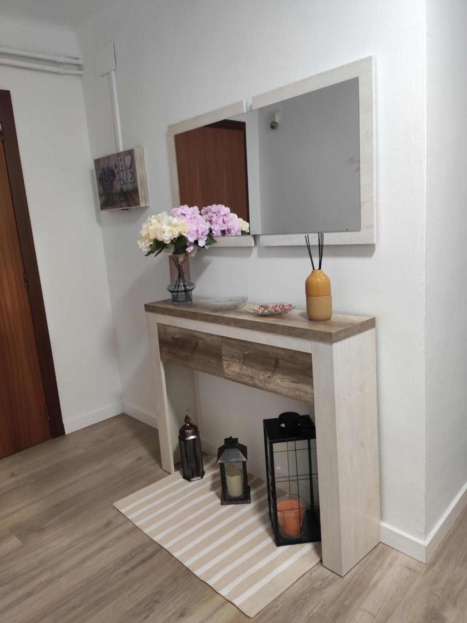 Apartamento Confort II La Seu d'Urgell Bagian luar foto