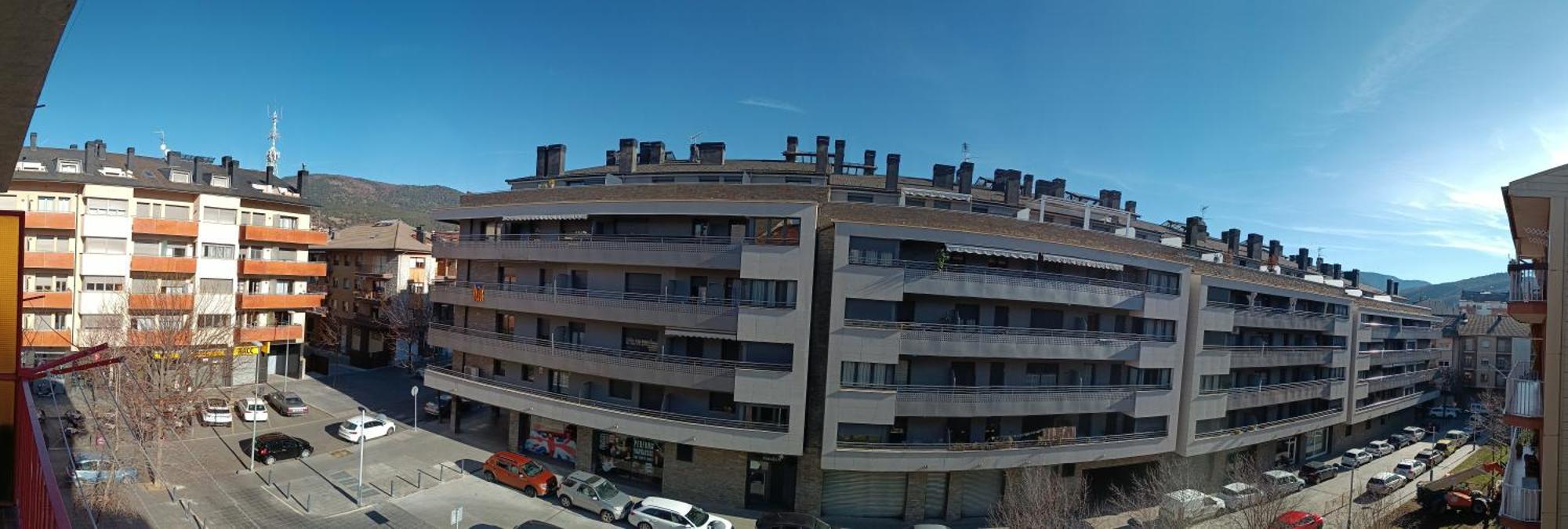 Apartamento Confort II La Seu d'Urgell Bagian luar foto