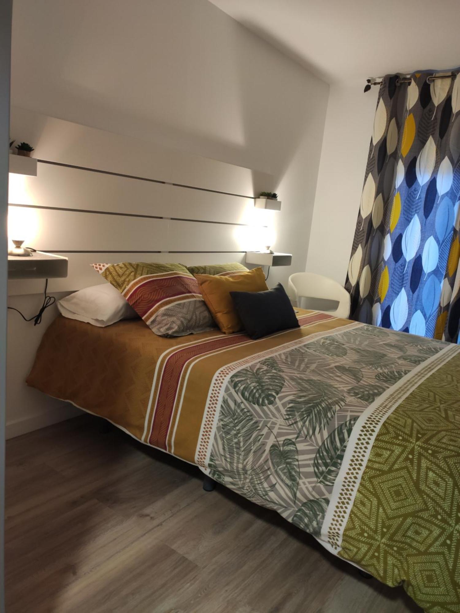 Apartamento Confort II La Seu d'Urgell Bagian luar foto